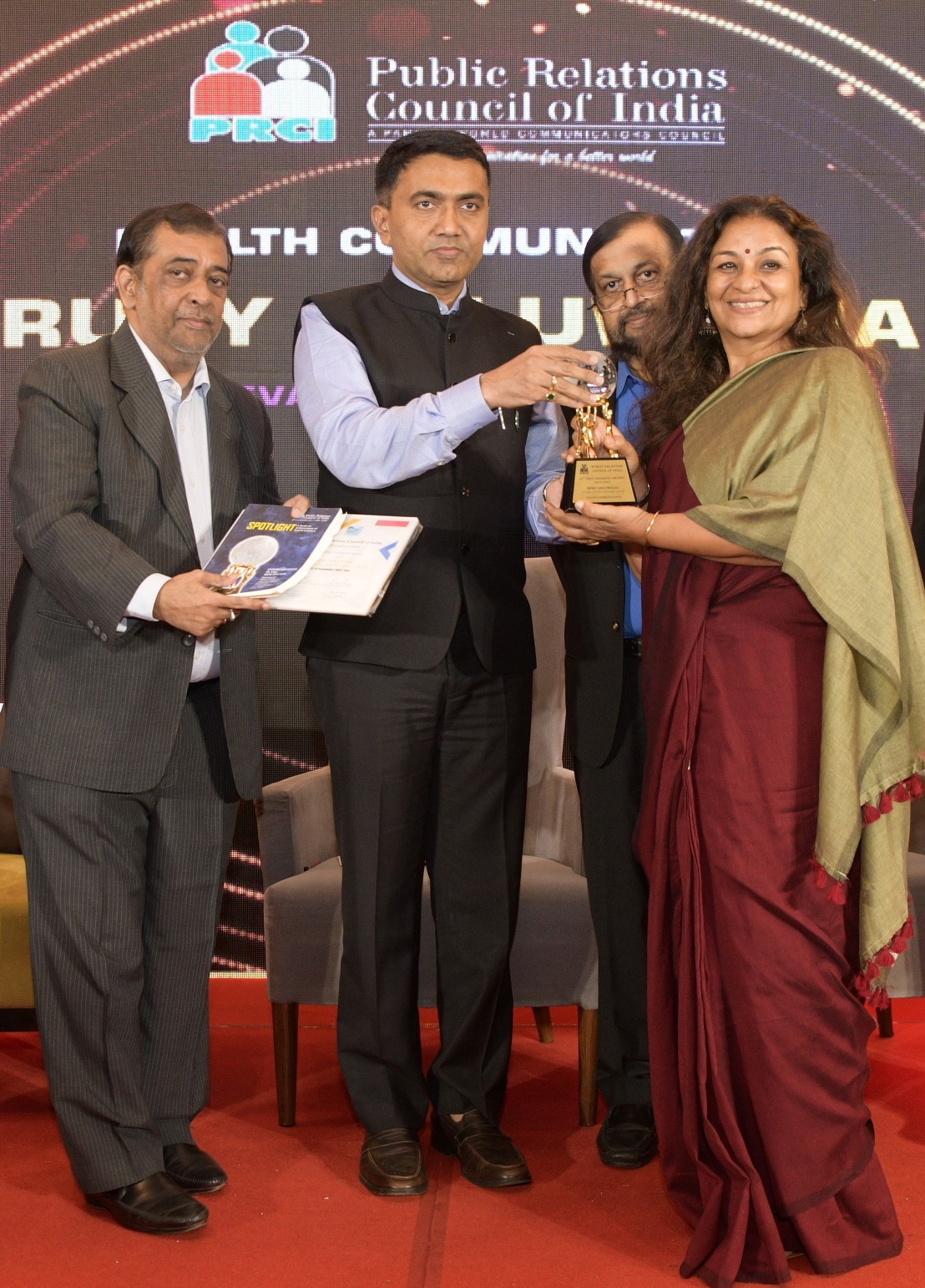 Ruby Ahluwalia conferred the 'Communicator of the year 2021 - Health Communication'